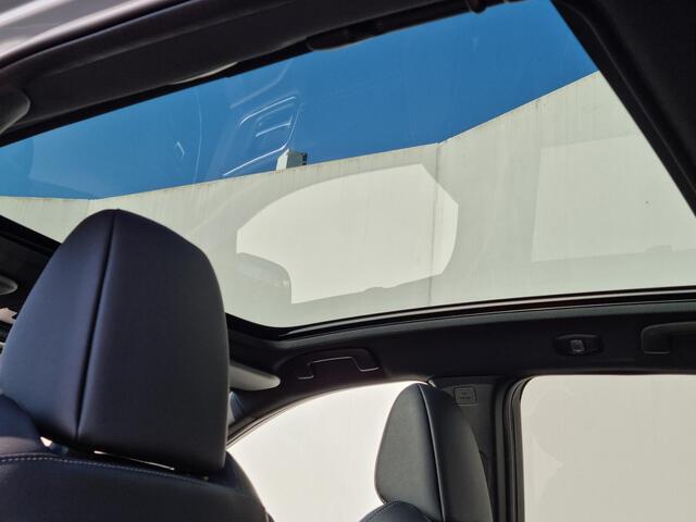 Nissan QASHQAI 1.3 MHEV Tekna / Trekhaak ( 1.400 kg ) / Apple carplay / Android auto / Cold pack / Panoramadak / Elektrische kofferbak / Head-up Display /