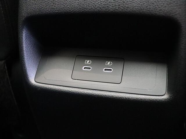 Nissan QASHQAI 1.3 MHEV Xtronic N-Connecta | Headup display | 18" Velgen | Stoel, Stuur en Voorruitverwarming | Adaptieve Cruise Control | Elektrische Achterklep |