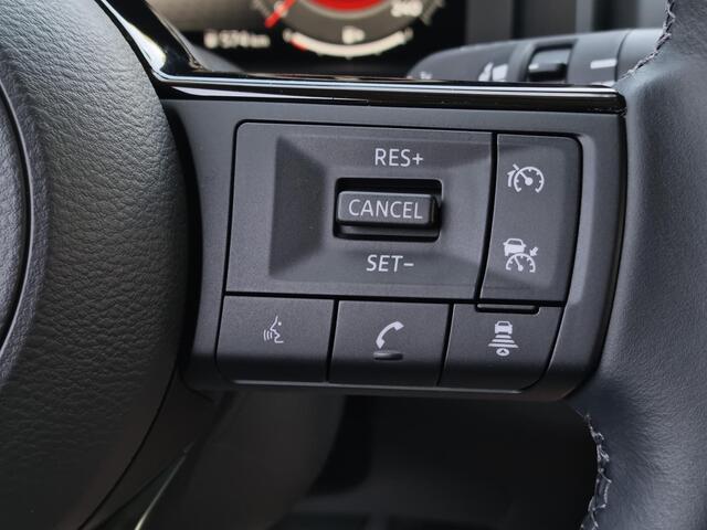 Nissan QASHQAI 1.3 MHEV N-Connecta / Trekhaak ( 1.400 kg ) / All season banden / Apple carplay / Android auto / Panoramadak /