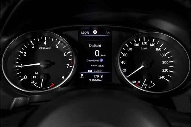 Nissan QASHQAI 1.3 DIG-T Tekna + 160 PK - Automaat | Pano | Adapt. Cruise | Stoel-+Voorruitverw. | Elek. Stoel | PDC | 360 Camera | NAV + App. Connect | ECC | Bose | LM 19" | Trekhaak |
