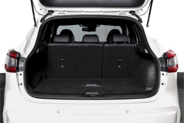 Nissan QASHQAI 1.3 DIG-T Tekna + 160 PK - Automaat | Pano | Adapt. Cruise | Stoel-+Voorruitverw. | Elek. Stoel | PDC | 360 Camera | NAV + App. Connect | ECC | Bose | LM 19" | Trekhaak |