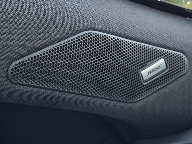 Nissan QASHQAI 1.5 e-Power Tekna Plus / All Seasons / Panoramadak / Elektrische kofferbak / Bose Audio / Stoel- en Stuurverwarming / Verwarmde Voorruit / Elektrische Stoelen met Geheugen /