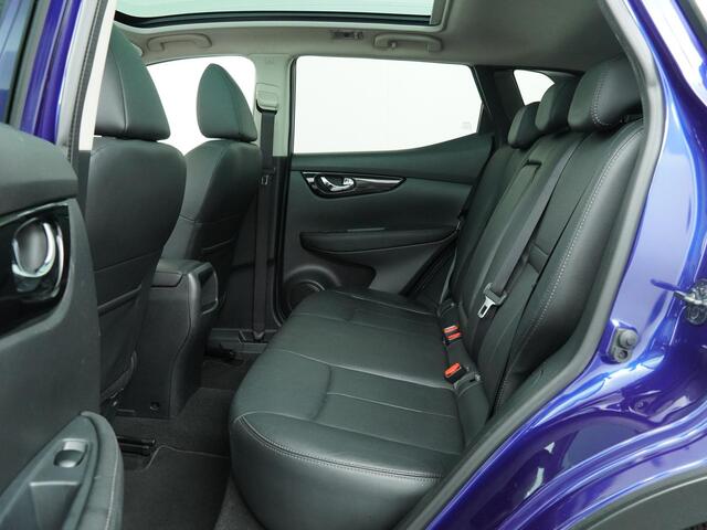 Nissan QASHQAI 1.2 Tekna - Navigatie - Lederen bekleding - Panoramadak - Trekhaak