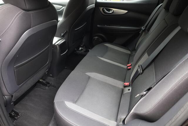 Nissan QASHQAI 1.3 DIG-T N-Connecta PANO CARPLAY 360-CAMERA DAB NAVI CRUISE CLIMA LANE-ASSIST AUTO-HOLD 2XPDC 18''LMV