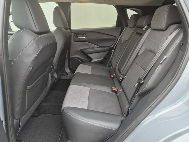 Nissan QASHQAI 1.3 MHEV Xtronic N-Connecta Automaat / Cold Pack / Pack Easy / Nieuw Model / Facelift / HUD / Trekgewicht 1800 kg / Elektrische achterklep / Stuur-, Stoel en Voorruit verwarming / Rondomzicht camera / Adaptief CC /