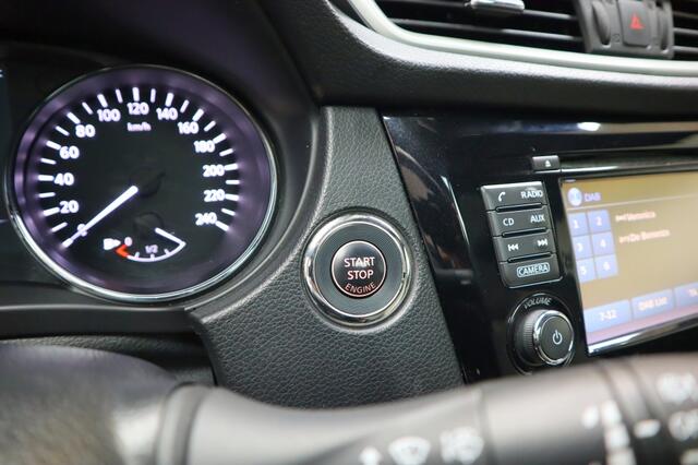 Nissan QASHQAI 1.2 Tekna | cruise | BT | climate | pano | keyless | dealer oh.