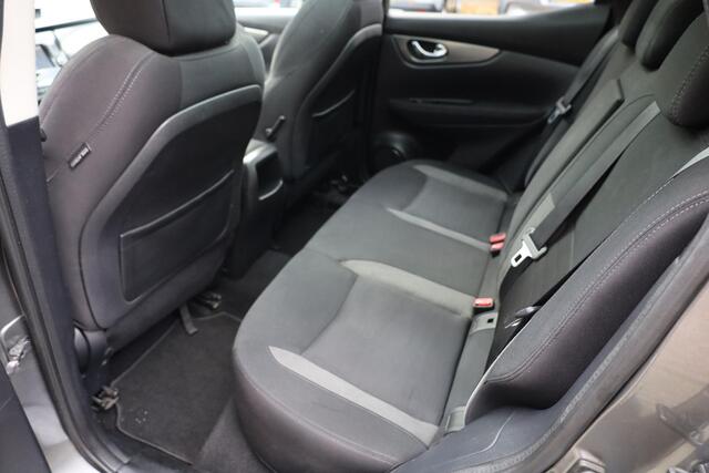 Nissan QASHQAI 1.2 N-Connecta PANO TREKHAAK 360-CAMERA CRUISE CLIMA NAVI DAB 2XPDC 18''LMV