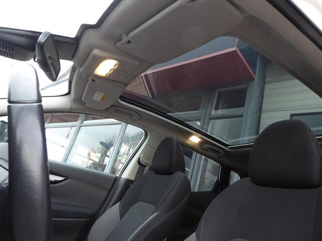Nissan QASHQAI 1.3 DIG-T N-Connecta Automaat PANODAK, CLIMA, TREKH, NAVI, CRUISE, 360 CAMERA