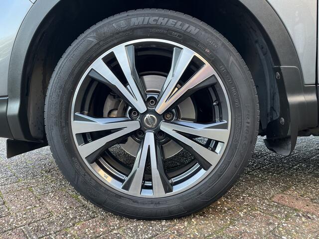 Nissan QASHQAI 1.6 N-Connecta Trekhaak, Panoramadak, 360 Caamera, Cruise