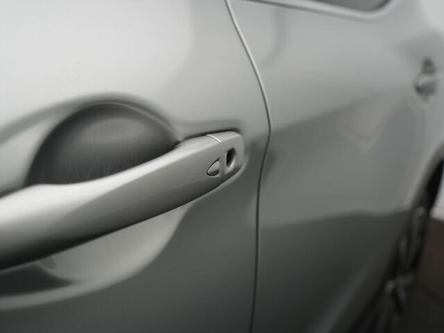 Nissan QASHQAI 1.2 Tekna - RIJKLAARPRIJS - Automaat - All seasonbanden - Panoramadak - Trekhaak