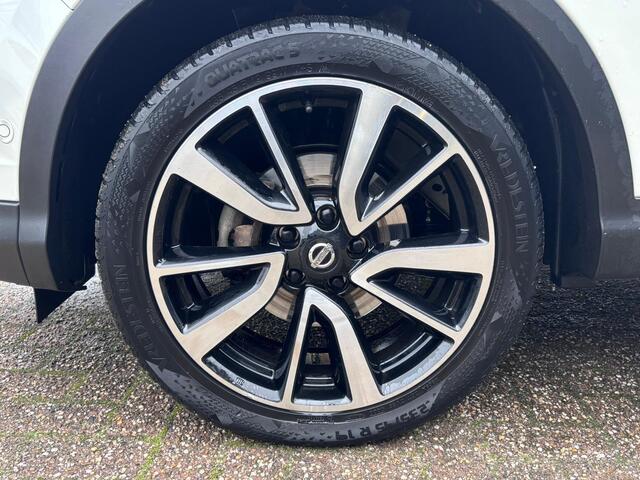 Nissan QASHQAI 1.2 Tekna Automaat, Allseason banden!
