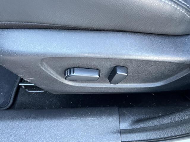 Nissan QASHQAI 1.3 DIG-T Tekna Automaat | Trekhaak | Navigatie