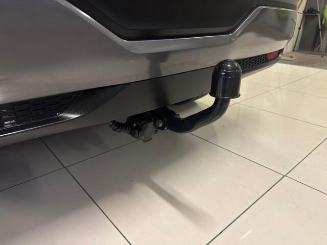 Nissan QASHQAI 1.3 MHEV Xtronic Business Design | Trekhaak | Panoramadak | 360º Camera |