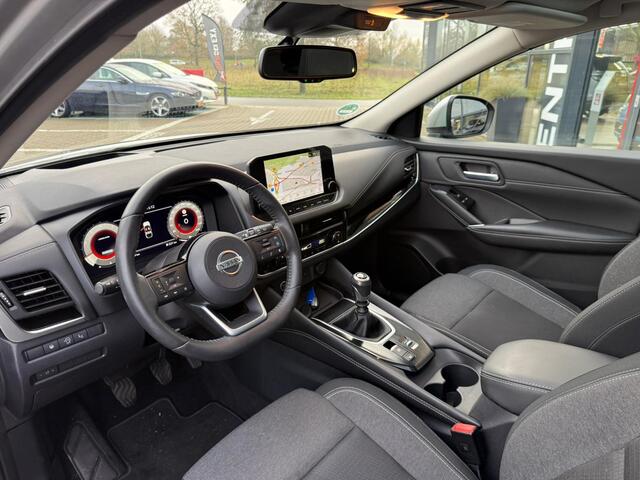Nissan QASHQAI 1.3 MHEV Premiere Edition *Trekhaak & ACC*
