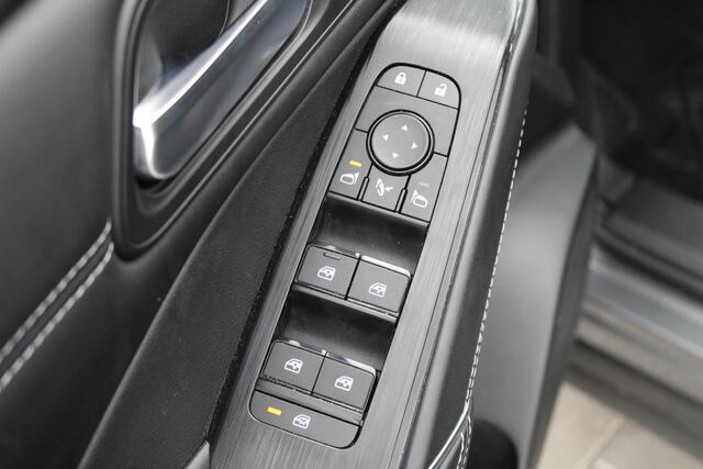 Nissan QASHQAI 1.3 MHEV N-Connecta - 360 Camera - Navi - LED - Carplay - Keyless - Stoel-stuurverwarming - Blind Spot - Rijklaar