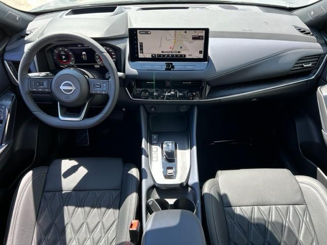 Nissan QASHQAI 1.5 e-Power Tekna Plus / Panoramadak / Head-Up Display / All Season Banden / Elektrisch Verstelbare Voorstoelen met Geheugen voor Bestuurder / Apple Carplay & Android Auto / Elektrische Achterklep / Adaptieve Cruise Control / Stoel & Stuurverwarming / Voo