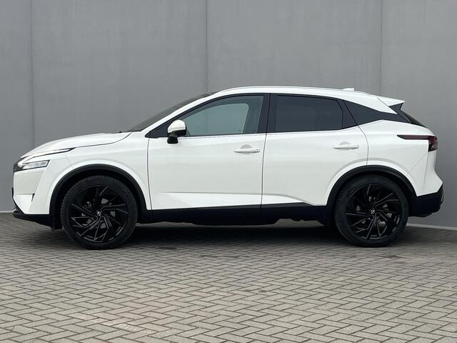 Nissan QASHQAI 1.3 MHEV Xtronic Tekna Plus / Vaste Trekhaak 13-polig (Trekgewicht 1.800kg) / All Seasons / Panoramadak / HUD / Apple Carplay & Android Auto / Keyless Entry & Start / Elektrische Achterklep / Adaptieve Cruise Control / Navigatie full map / Elektrisch Vers