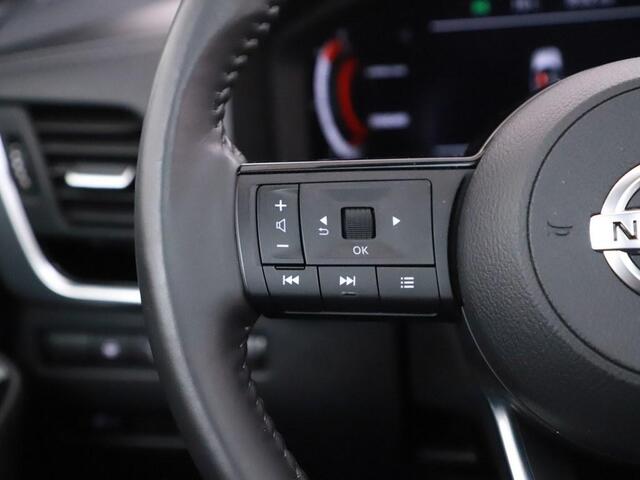 Nissan QASHQAI 1.3 MHEV Premiere Ed. Pano/Trekhaak/Winterset