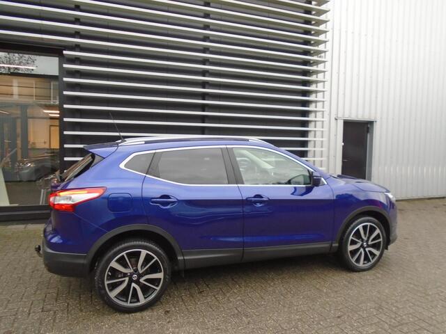 Nissan QASHQAI 1.2 Tekna automaat, trekhaak