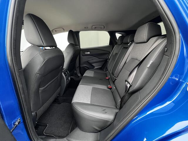 Nissan QASHQAI 1.3 MHEV Xtronic N-Connecta Automaat / Fabrieksgarantie tot 03-2028 < 100.000 km / 1.800 kg Trekgewicht / Adapt. CC / HUD / Camera 360° / Cold Pack / Stuur-, stoel- en voorruitverwarming / 18" LM + All Season banden /