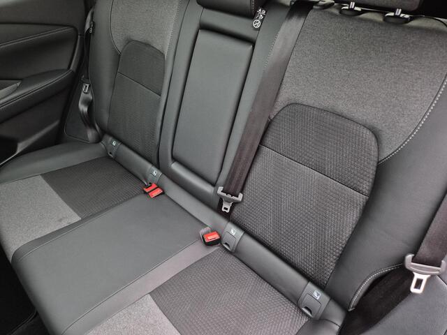 Nissan QASHQAI 1.3 MHEV Xtronic N-Connecta Automaat / Fabrieksgarantie tot 03-2028<100.000 / Facelift / Panoramadak / Cold Pack / Pack Easy / Head-up display / Elektrische achterklep / Trekgewicht 1.800 Kg / Adaptief CC /