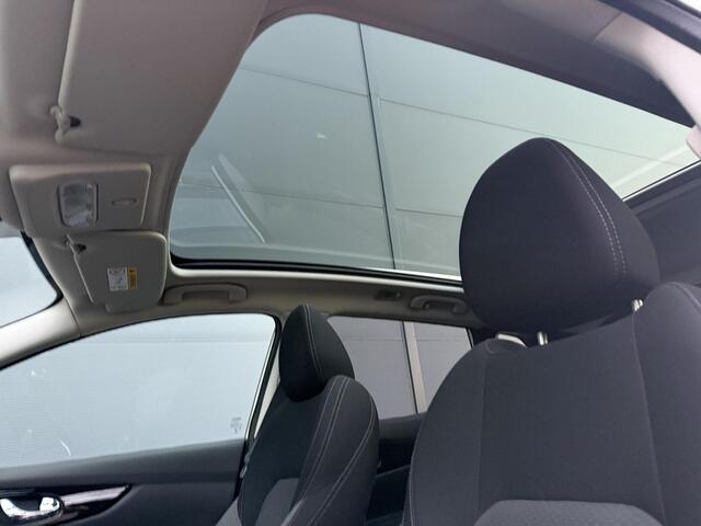 Nissan QASHQAI 1.3 DIG-T N-Connecta / Dealer Onderhouden / Trekhaak / 1500KG Trekgewicht / Panorama / 360º Camera / Stoel Verwarming / Keyless / Apple Carplay /