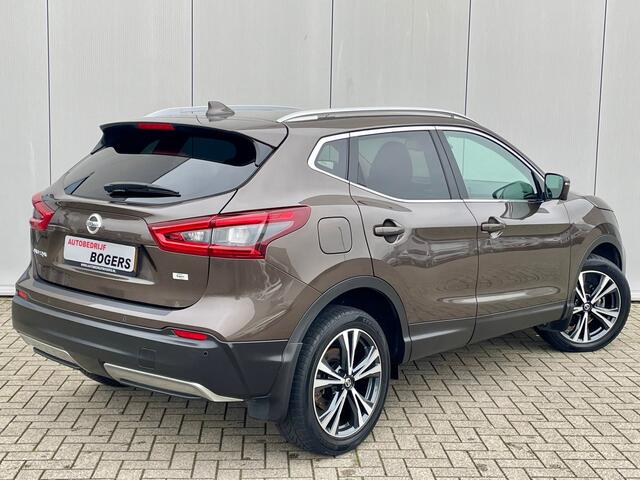 Nissan QASHQAI 1.3 DIG-T N-Connecta Automaat Navigatie, Panoramadak, Climate Control, Cruise Control, 18"Lm, 360 Camera