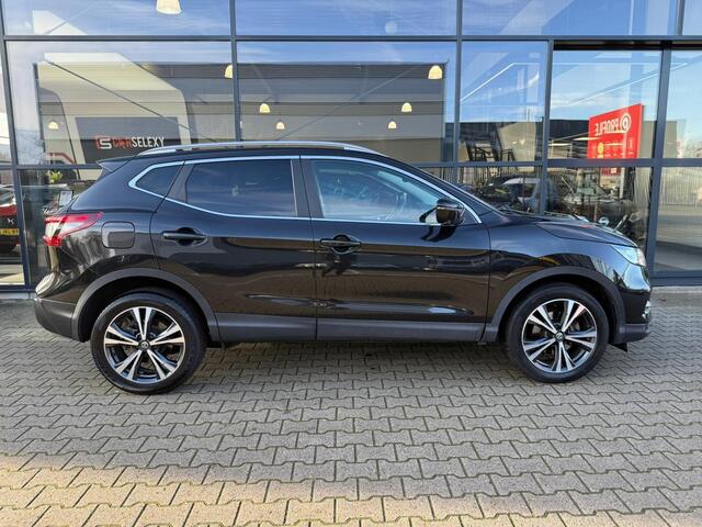 Nissan QASHQAI 1.2 N-Connecta *Panoramadak & Cruise Control*