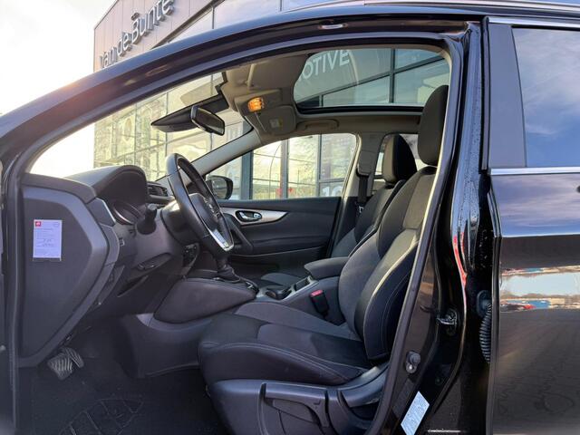 Nissan QASHQAI 1.2 N-Connecta *Panoramadak & Cruise Control*