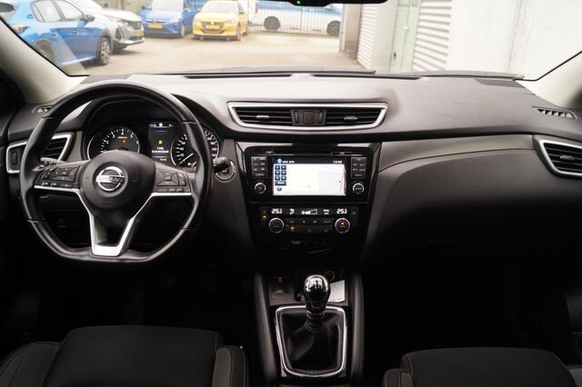 Nissan QASHQAI 1.2 N-Connecta -PANO-CAM-ECC-NAVI-TREKHAAK-