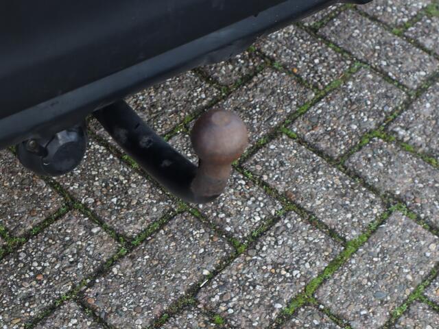 Nissan QASHQAI 1.2 N-Connecta / Trekhaak / Panoramadak