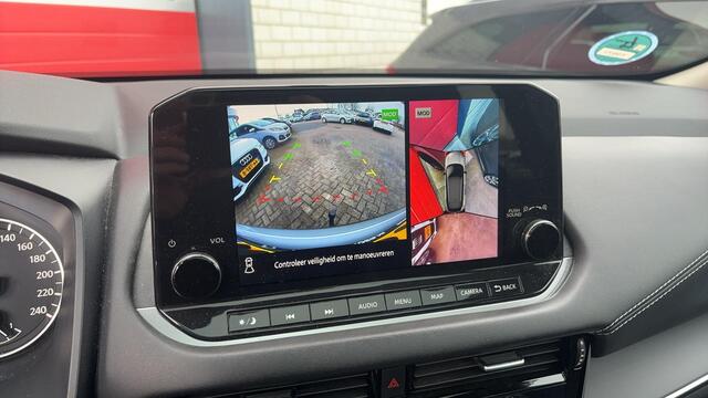 Nissan QASHQAI 1.3 MHEV Acenta TREKHAAK / PANORAMADAK / 360GR CAMERA / FULL LED / KEYLESS / CARPLAY / NL-AUTO