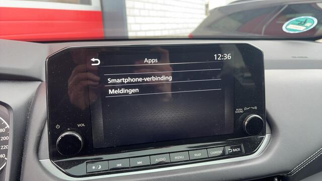 Nissan QASHQAI 1.3 MHEV Acenta TREKHAAK / PANORAMADAK / 360GR CAMERA / FULL LED / KEYLESS / CARPLAY / NL-AUTO