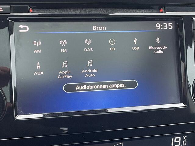 Nissan QASHQAI 1.3 DIG-T N-Connecta Navigatie, Panoramadak, Climate Control, 19"Lm, Trekhaak, 360 Camera, Cruise Control