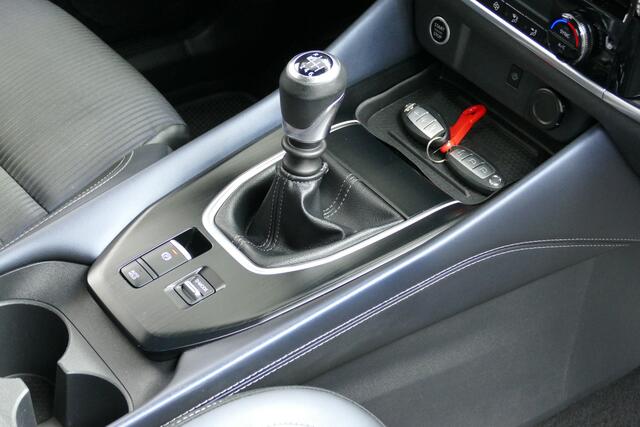 Nissan QASHQAI 1.3 MHEV N-Connecta. Stoel&StuurVerw, 360 Camera, Adap Cruise, Elektr Klep