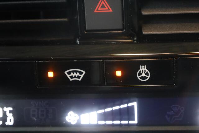 Nissan QASHQAI 1.3 MHEV CAMERA RUIT/STUUR/STOELVERWARMING DAB CARPLAY GSM-LADER 17"LMV CLIMA PDC ACC DEALER-ONDERHOUDEN 2xKEYLESS