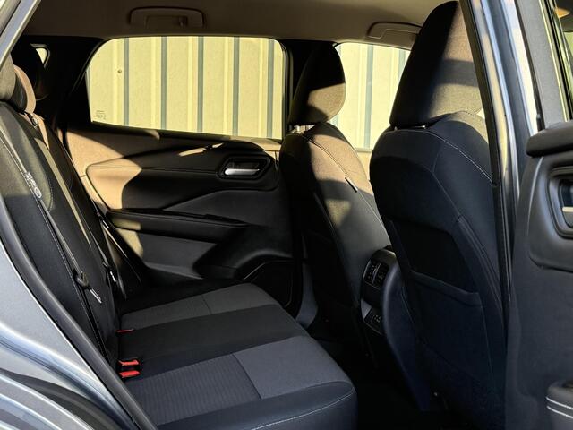 Nissan QASHQAI 1.3 MHEV Xtronic N-Connecta / Trekhaak 1800 KG / 360 Camera / Stoel/Stuurverwarming / Voorruitverwarming / Navigatie / Dual-Zone Climate Control / Adaptive Cruise Control / Keyless /