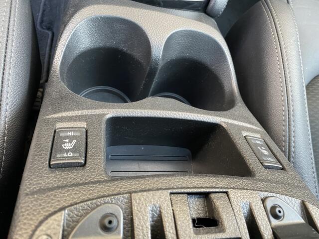 Nissan QASHQAI 1.3 DIG-T Tekna Panodak/Cruisecontr. ad./Dodehoek det./Rondomzicht camera/ Leder Alcant. bekleding/Navi Fullmap/KeylessEntry+start/Elektr. verst.bare stoel/Park.sensoren v+a/Stoelverw./Ledverl./Uitparkeerwaa