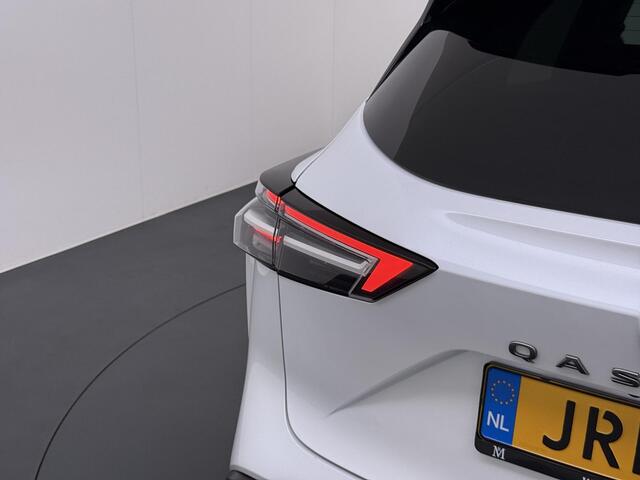 Nissan QASHQAI 1.3 MHEV Xtronic N-Connecta 1.3 MHEV Xtronic N-Connecta | FABRIEKSGARANTIE| PANO| VOORRUITVERWARMING| STOEL + STUUR VERWARMING| 360 CAMERA| DODE HOEK| HEAD-UP| ELEK. ACHTERKLEP