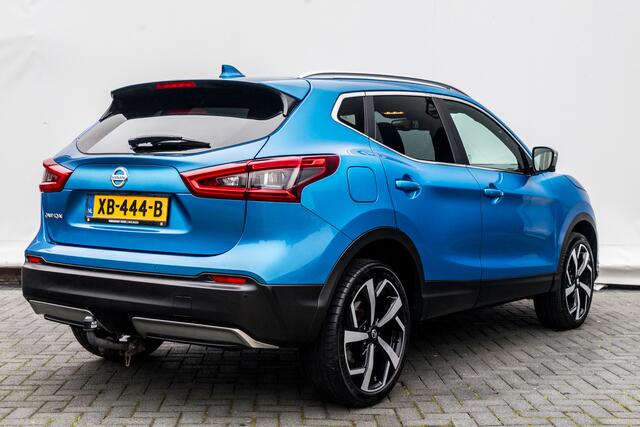 Nissan QASHQAI 1.3 141 PK DIG-T Tekna + | Leer | Panodak | Camera | Trekhaak | | Clima | Pdc | 19 INCH LMV | Stoel Verw | DAB Audio |