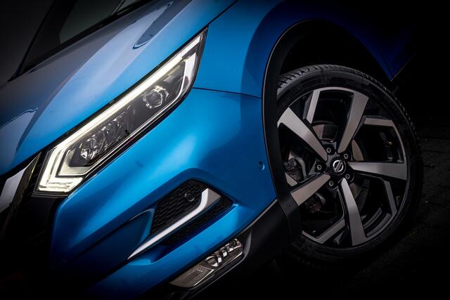 Nissan QASHQAI 1.3 141 PK DIG-T Tekna + | Leer | Panodak | Camera | Trekhaak | | Clima | Pdc | 19 INCH LMV | Stoel Verw | DAB Audio |