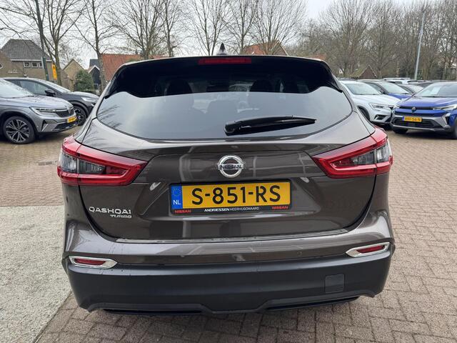 Nissan QASHQAI 1.2 N-Connecta 53.612km!!