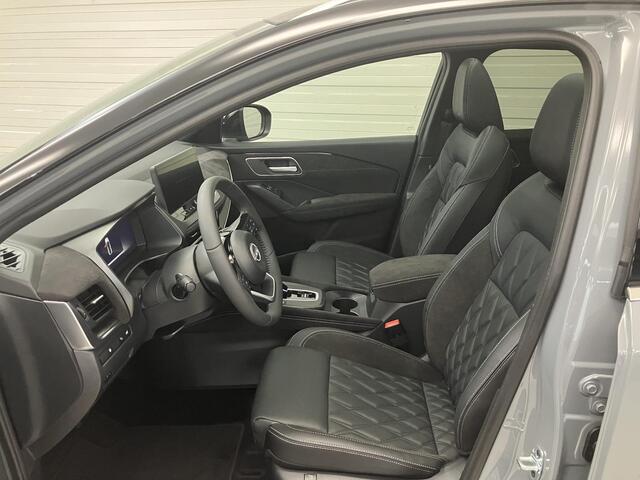 Nissan QASHQAI 1.5 e-Power Tekna Plus / ¤4500,- Nissan Voorraadvoordeel / Nieuw uit Voorraad Leverbaar / Panoramadak / Lederen Bekleding / Bose Audio / Massagestoelen / Google Maps Navigatie / Elektrische Stoelen met Geheugen / HUD / Elektrische Kofferbak /