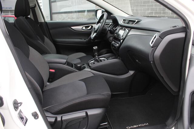 Nissan QASHQAI 1.3 DIG-T N-Connecta / Carplay / 360 Camera / Panoramadak