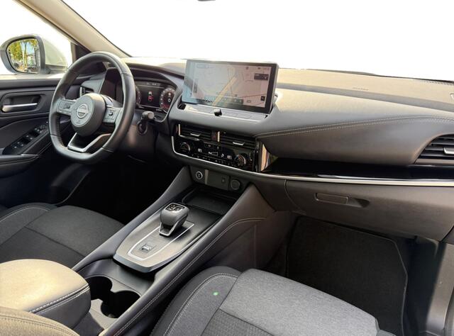 Nissan QASHQAI 1.3 MHEV X N-Connecta I Panoramadak I Keyless I 360 Camera | Apple Carplay/Android Auto | DAB