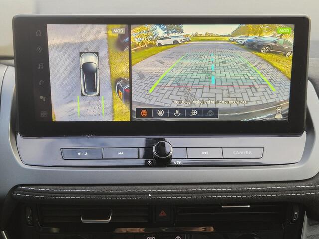 Nissan QASHQAI 1.3 MHEV Xtronic Tekna Plus / 1800kg Trekgewicht / Leder/Alcantara Bekleding / Google Maps Navigatie / BOSE Audio / HUD / Apple Carplay Android Auto / Panoramadak / Stuur-, Stoel en Voorruitverwarming / Elektrische achterklep / Massagestoelen /