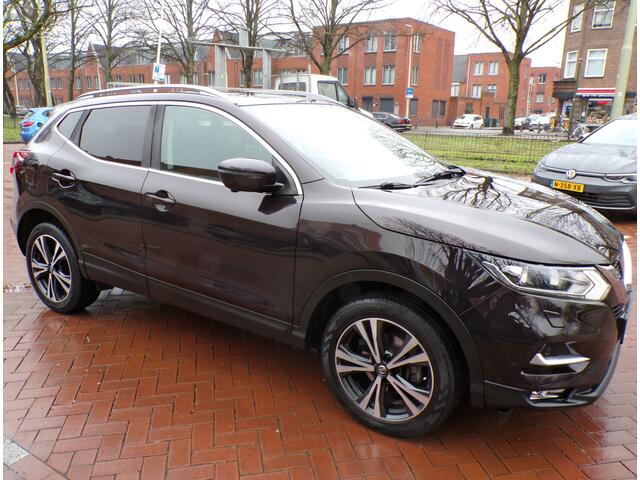Nissan QASHQAI 1.2 Business Edition PANORAMADAK CAMERA CRUISECONT TEL NAVI....