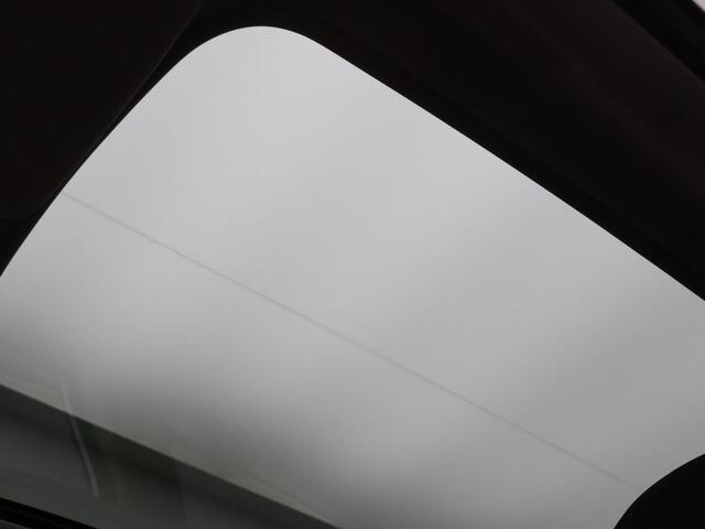 Nissan QASHQAI 1.3 DIG-T N-Connecta 140pk 360° Camera | Cruise | Parkeersens. v+a | Panoramadak