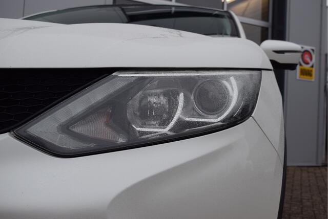 Nissan QASHQAI 1.2 N-Connecta | Trekhaak | 360° camera | Navi