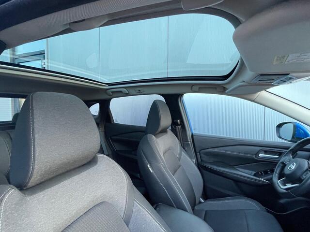Nissan QASHQAI 1.3 MHEV Premiere Edition Automaat Navigatie, Panoramadak, Trekhaak, Pro-Pilot, LED, Head Up Display, Dodehoek Detectie, 360 Camera,